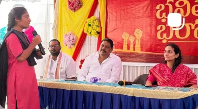 Chairman & State Dignitaries Addressing Students